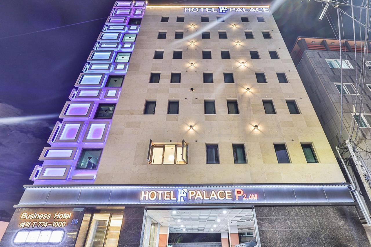 Hotel Palace Гиеонгджу Екстериор снимка